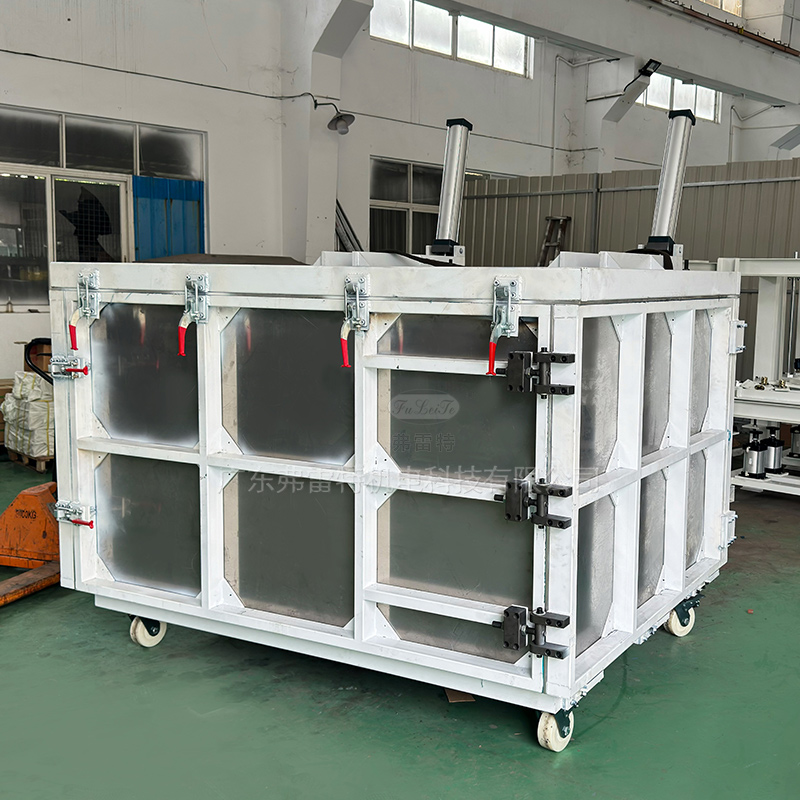 箱式海綿聚氨酯發(fā)泡機(jī)